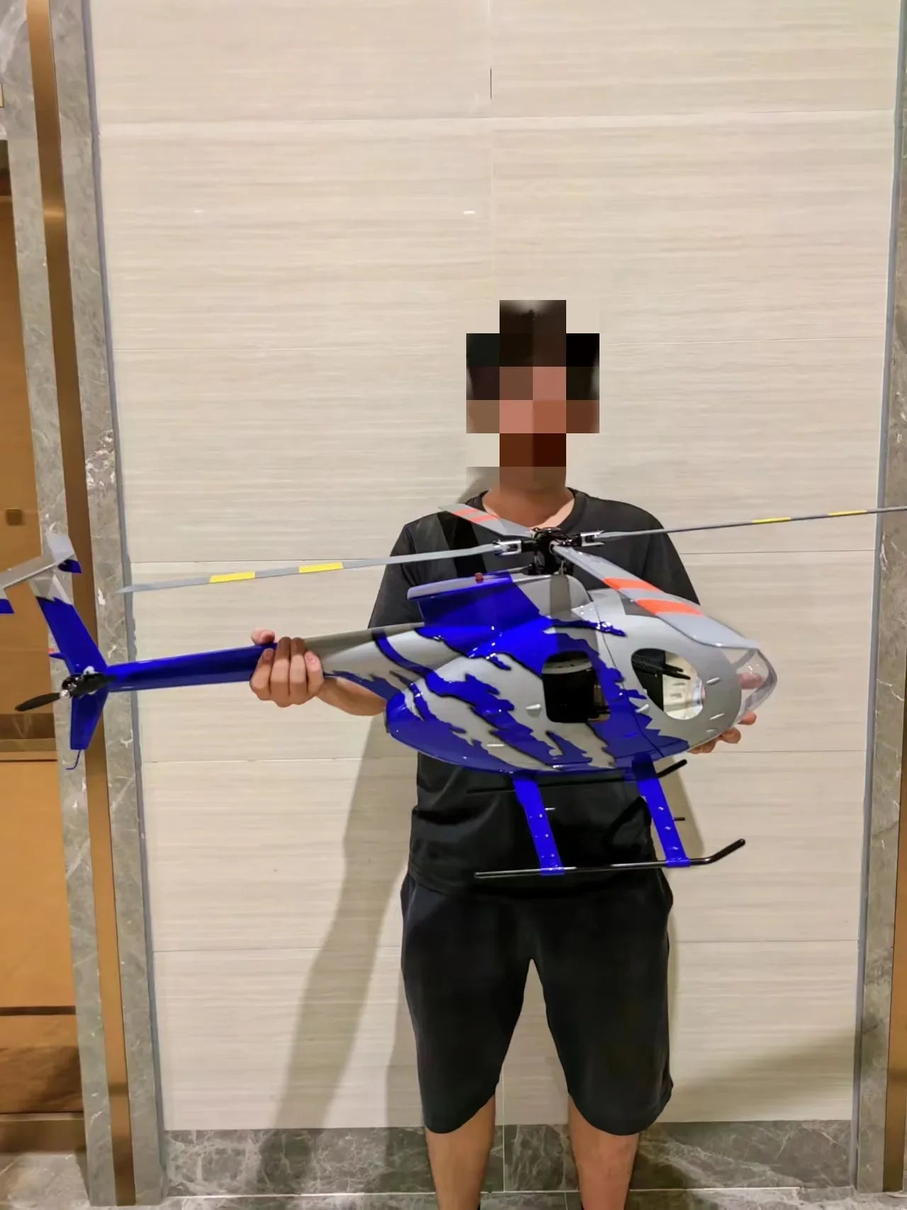 FLISHRC Roban MD-500E G-Jive 6CH GPS Helicopter Scale 6 L7 Flight Control RTF Plastic Material for Boys
